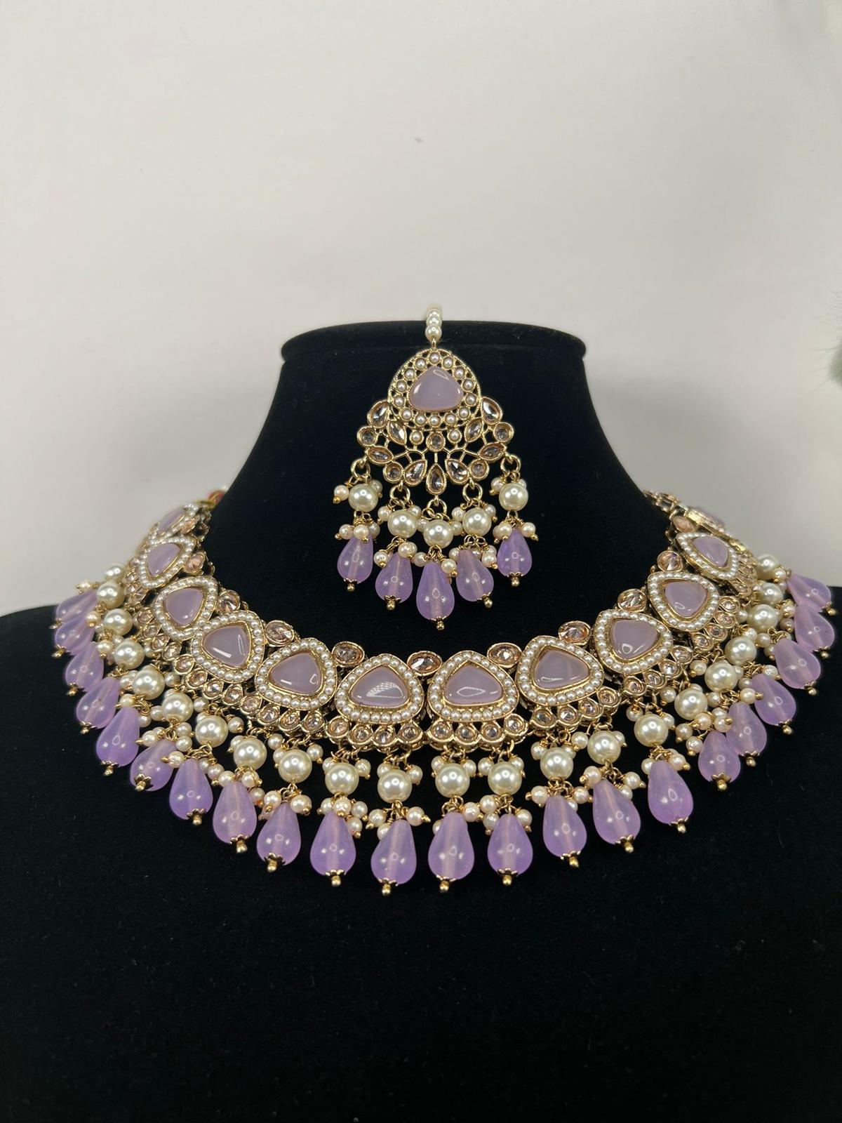 The Lavender Pearl Choker Set