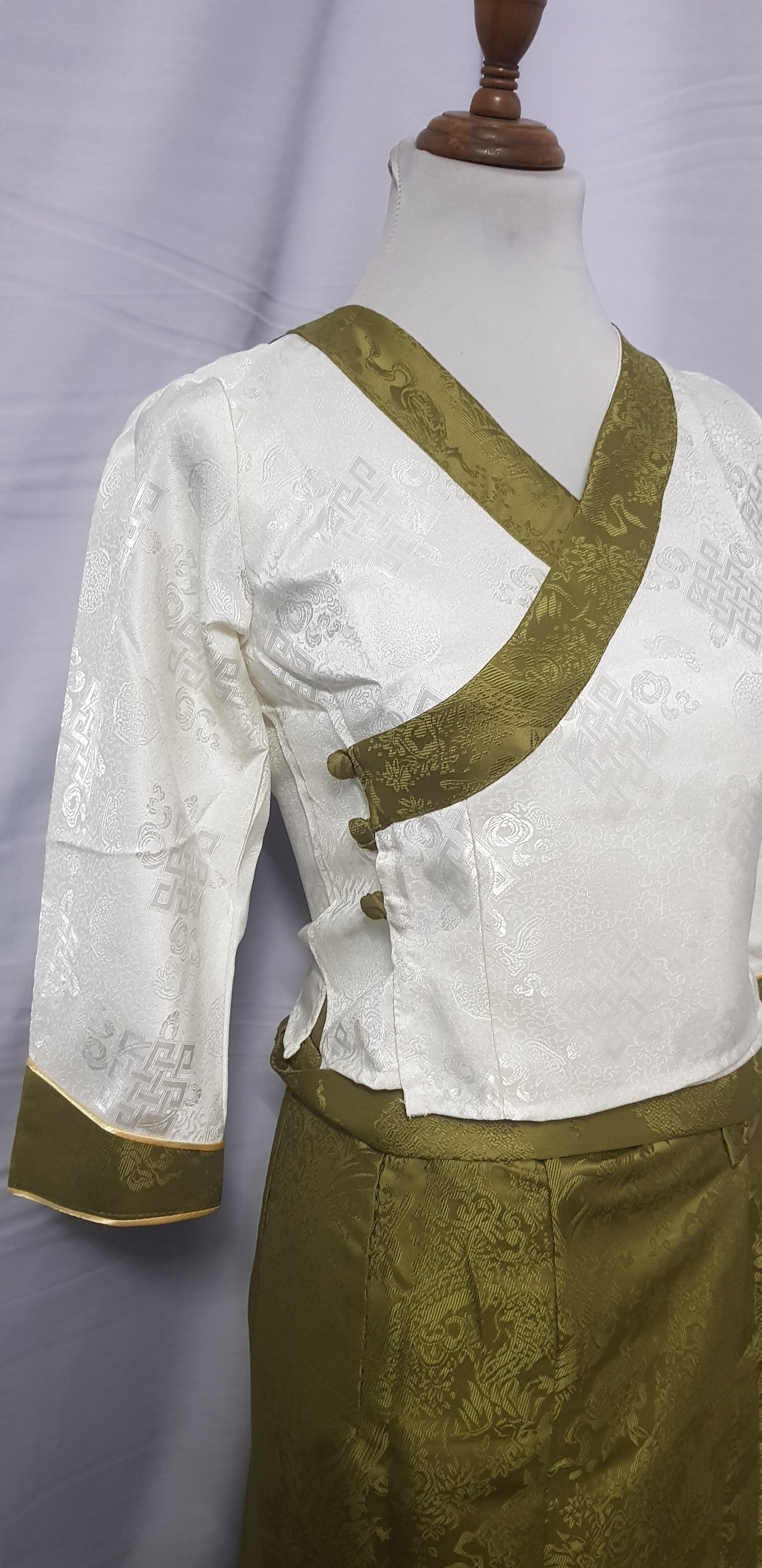 Two Piece Tibetan Chuba