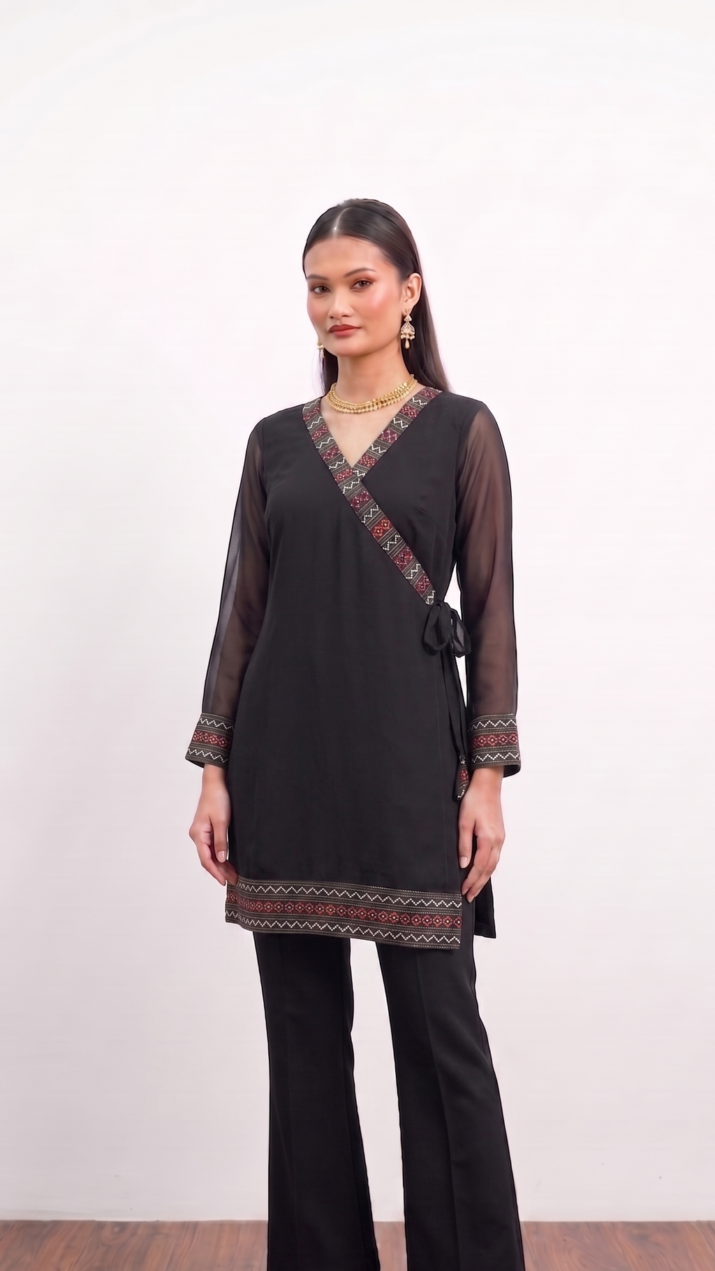 The Misālan Kurti