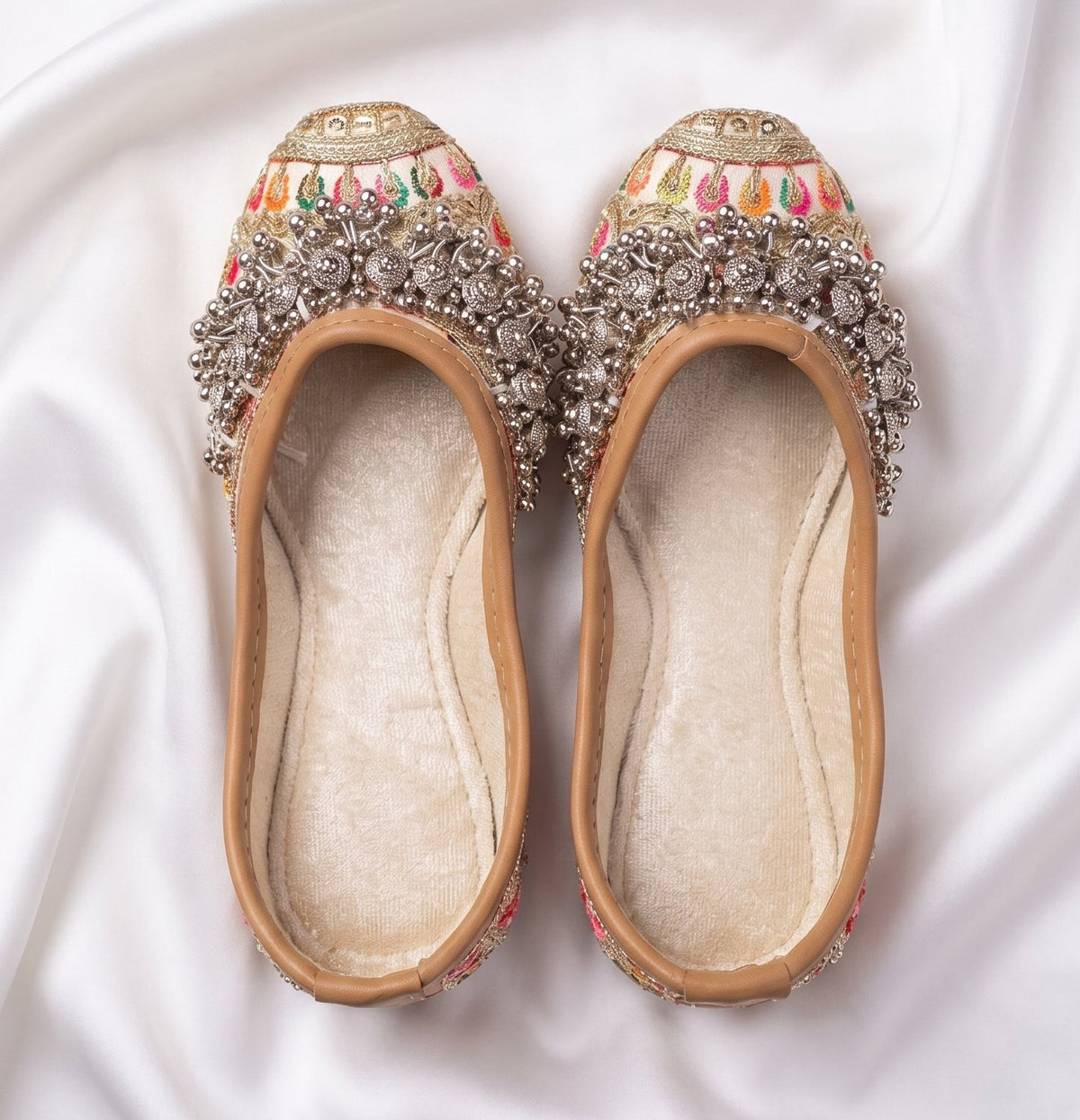 Kids' Embroidered Jhumka Jutti
