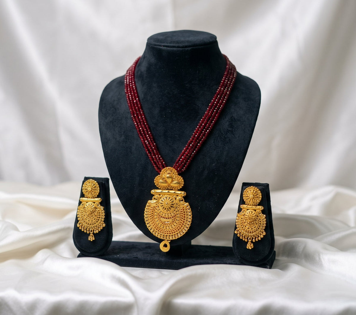 Gold Circular Mandala Pote Set