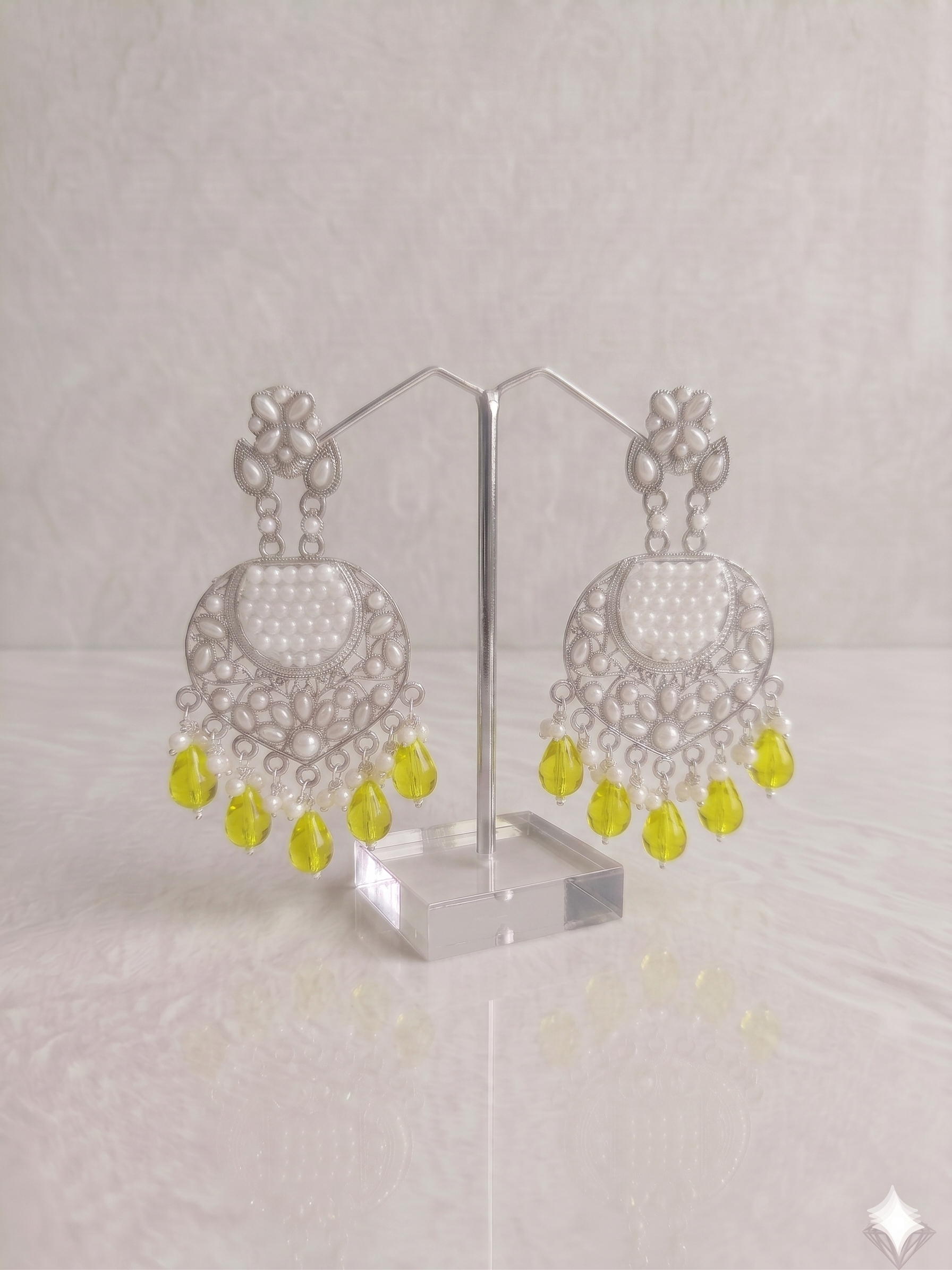 Heritage Pearl Dangle Earrings