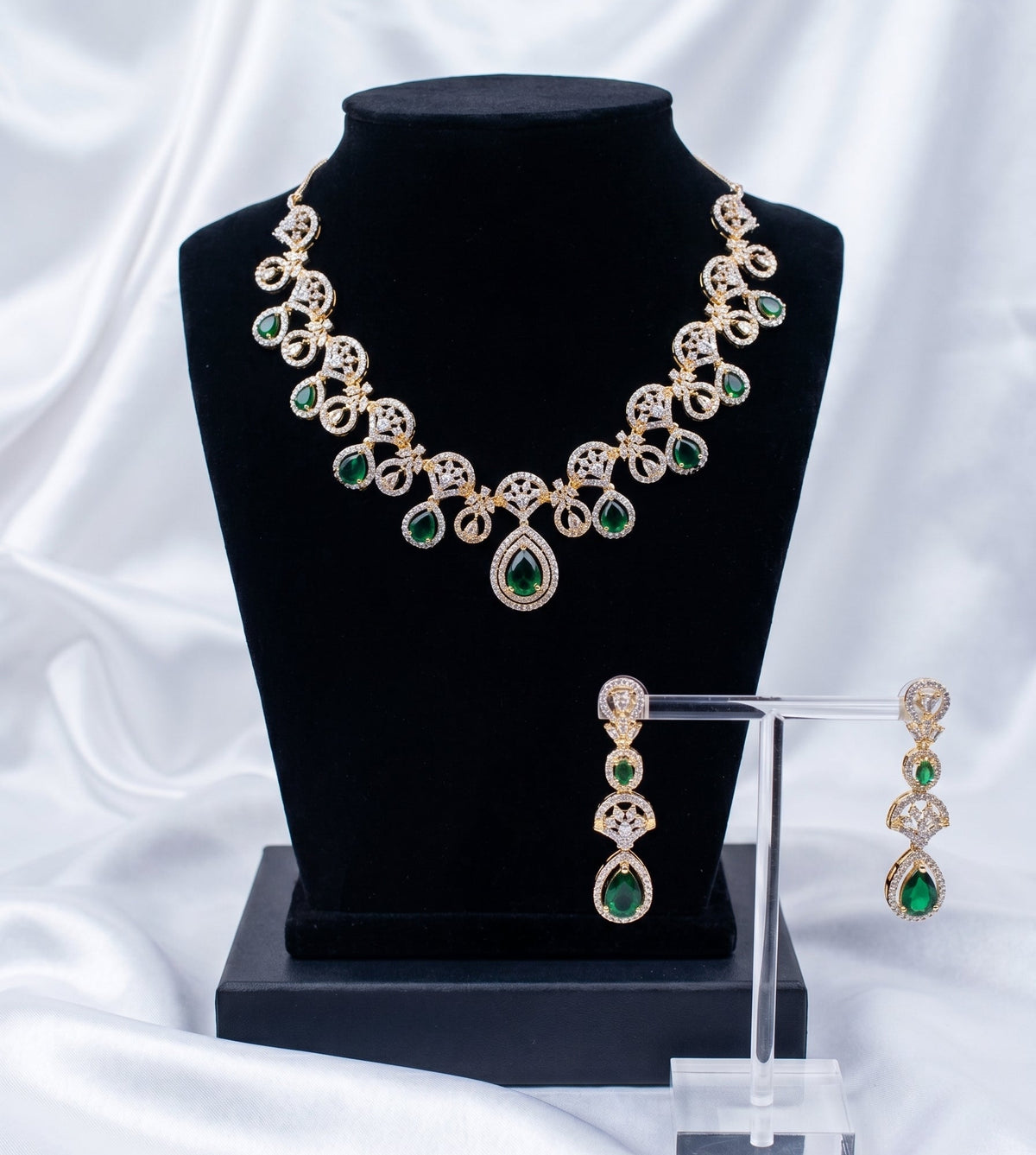Emerald Royale American Diamond Necklace Set