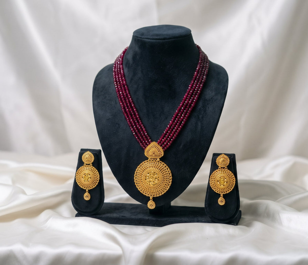 Circular Sunburst Red Potey Set