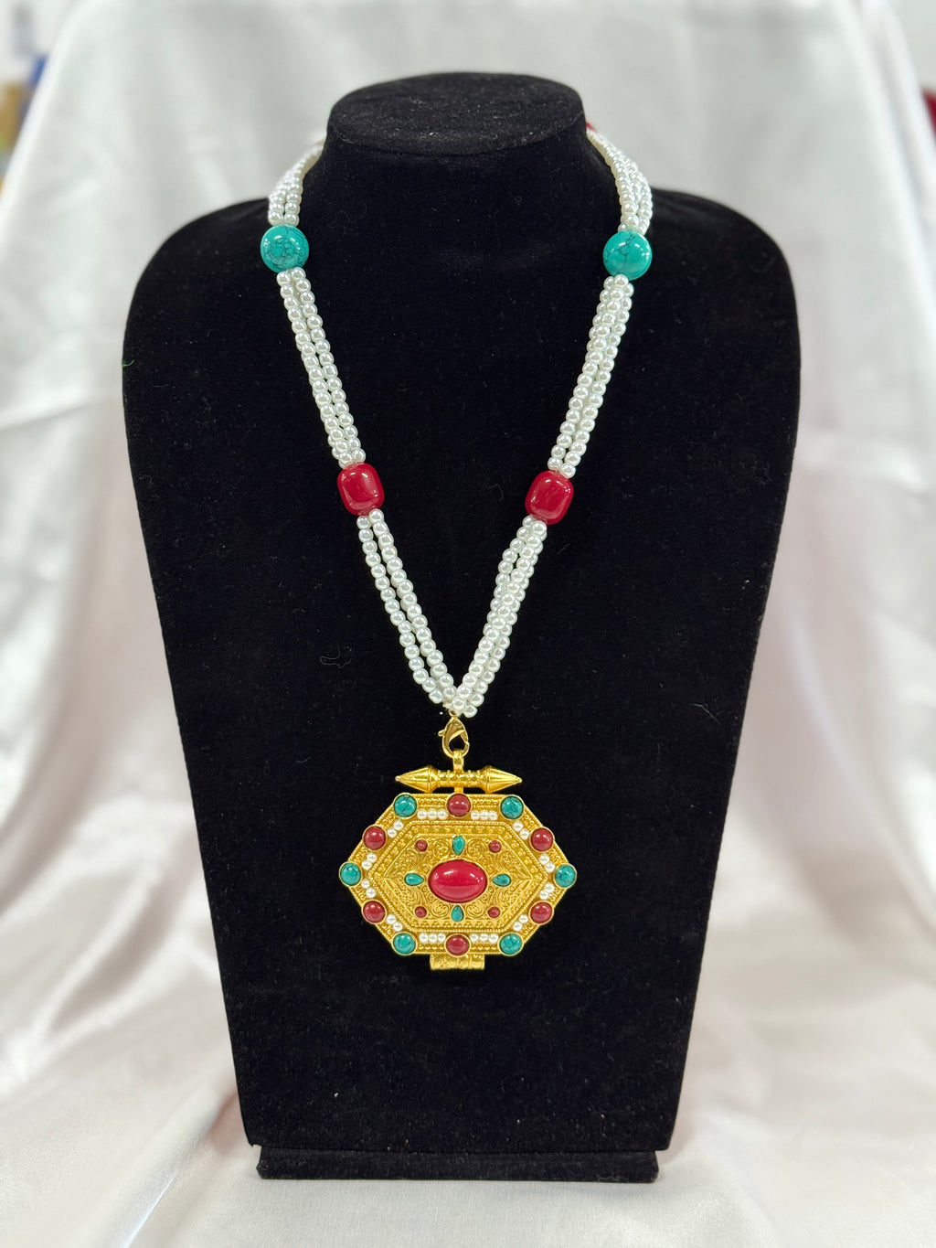 The Ghau (Pendant)